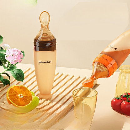 silicone baby feeding spoon bottleInnovative feeding system designed especially for the initial stage of complementary feeding of the baby