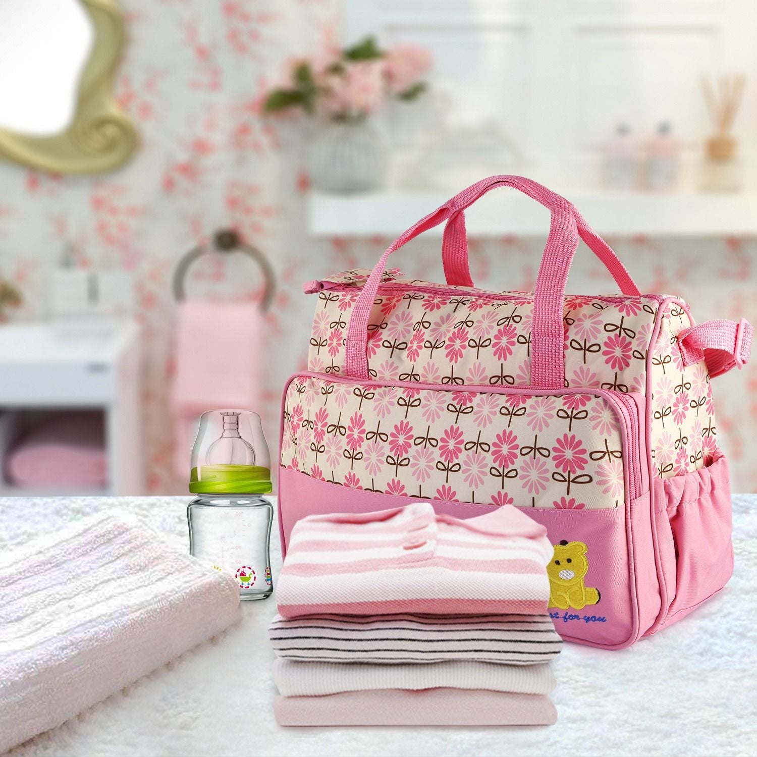 5 Piece Diaper Bag Lightweight Yet Durable